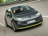 A Volkswagen planeja lançar o VW ID.3 GTX mais potente no próximo ano, que é quando o carro compacto elétrico é preparado para seu primeiro facelift (Imagem: Volkswagen)
