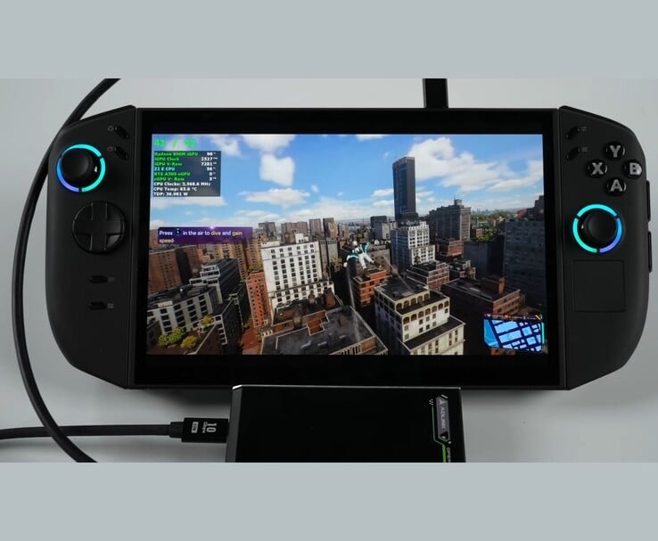 PC portátil para jogos Lenovo Legion Go 2 executando Spider-Man 2, conectado via USB4 a uma GPU externa Adlink Pocket AI para testes de GPU dupla alimentada por bateria. (Fonte da imagem: ETA PRIME via YouTube)