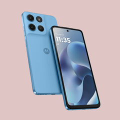 O Moto G17 Power na cor Pantone Alaskan Blue (Fonte da imagem: Motorola)