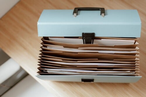 Os códigos de backup devem acompanhar seus documentos
