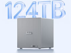 O NAS Wildcat Lake vem com armazenamento UFS 3.1 soldado. Na imagem: uma foto promocional do ME Pro 304 com o suporte total de armazenamento destacado.