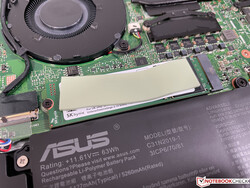 O SSD M.2-2280 pode ser substituído.