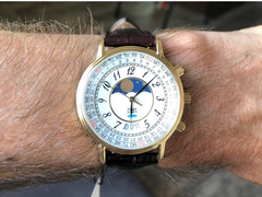 A reedição do Timex 1990 Moon Phase