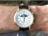 A reedição do Timex 1990 Moon Phase