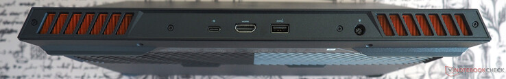 Na parte traseira: USB-C 3.2 Gen 2 incl. DisplayPort, HDMI 2.1, USB-A 3.2 Gen 1, entrada de energia