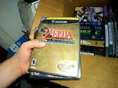 Entre outros jogos, os YouTubers encontraram uma cópia selada de fábrica de The Legend of Zelda: The Wind Waker for the Nintendo GameCube (Imagem: Baratos Encontram Minas de Ouro)