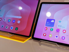 da esquerda para a direita: Galaxy Tab S11 Ultra e Tab S11 (Fonte da imagem: Daniel Schmidt)