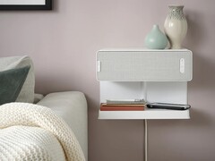 A prateleira da IKEA SYMFONISK com carregador sem fio está agora disponível na Europa. (Fonte da imagem: IKEA)