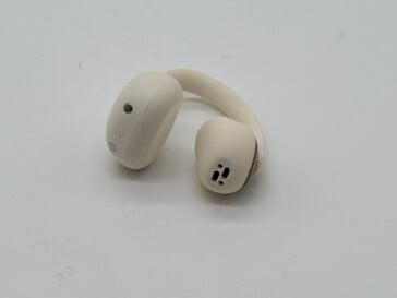 A Baseus conta com silicone para maior conforto com o MC2