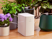 O GrowCube pode determinar inteligentemente quando regar sua planta e quanta água dar a ela. (Fonte de imagem: Elecrow via Kickstarter)