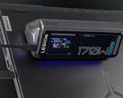 O carregador portátil PB9 da Legion, de 170 W, custa cerca de US$ 82 na China. Na foto: uma imagem promocional do carregador portátil sobre um laptop.