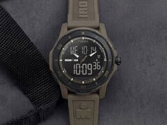 A Timex renova o design do seu relógio Ironman Adrenaline ana-digi, conferindo-lhe um visual mais refinado
