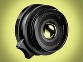 A Thypoch Ksana 35 mm f/2 é uma lente full-frame compacta para câmeras Leica M.