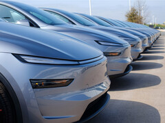 Lote de entrega do novo Model Y 2026 (Fonte da imagem: Tesla)