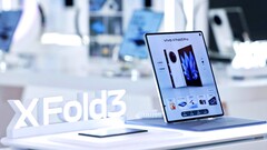 A série X Fold3 custa a partir de US$ 1.169 na Wonda Mobile. (Fonte da imagem: Vivo)