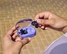 Os JBL Soundgear Clips são fones de ouvido TWS de orelha aberta com até 32 horas de duração da bateria. (Fonte da imagem: JBL)