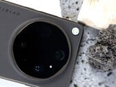 De acordo com uma fonte, a teleobjetiva de 10x do Oppo Find X10 Ultra contará com um sensor maior.