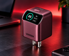 O carregador Ugreen Nexode Pro de 45 W na cor bordô