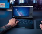 O último Razer Blade Stealth com o 11º gênero Core i7 é apenas $100 a mais do que a versão do 10º gênero. Por que a pequena diferença? (Fonte da imagem: Razer)