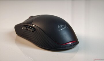 HyperX Pulsefire Fuse Wireless: Botões laterais