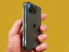imagem prática do modo de design do iPhone Ultra/Fold.