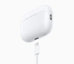 Os Airpods Pro 2 agora serão fornecidos com um estojo de carregamento USB-C (Fonte da imagem: Apple)