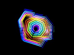 Imagem decorativa. Os cientistas descobriram uma nova maneira de controlar as ondas de luz. (Fonte da imagem: Sebastián Brito via Unsplash)