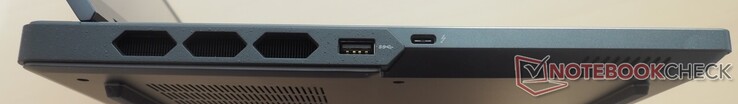 Esquerda: USB 3.2 Gen1 Tipo A, USB 3.2 Gen2 Tipo C (incl. DisplayPort 1.4 &amp; 140 W Fornecimento de energia)
