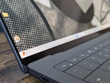 Sobreposição de vidro brilhante de ponta a ponta