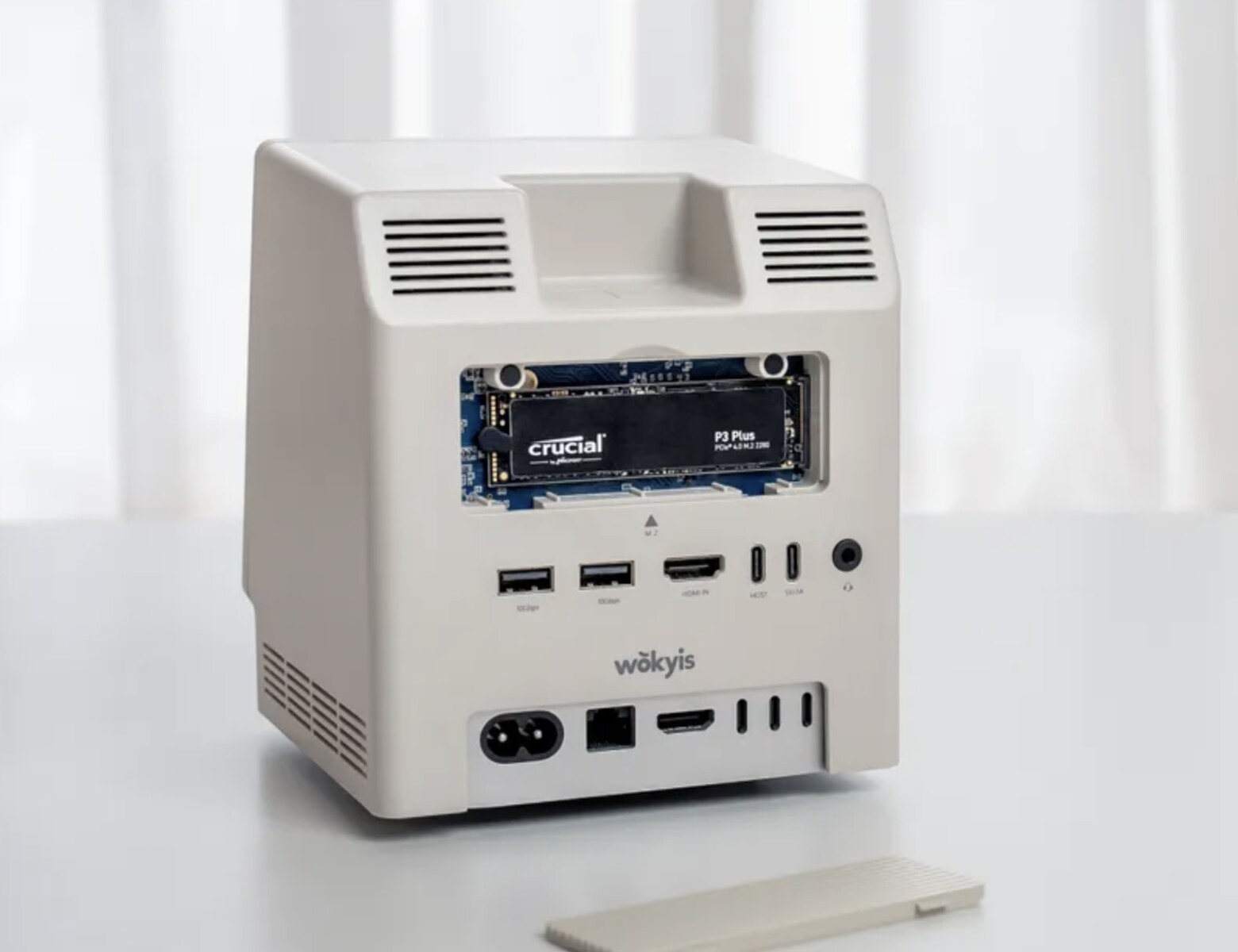 Wokyis: Estação de acoplamento retrô para Mac mini com tela de 5