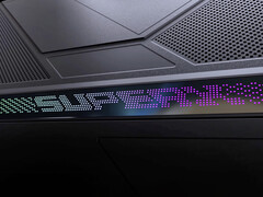 O OneXPlayer Super X deve receber um lançamento global em breve. (Fonte da imagem: One-Netbook)