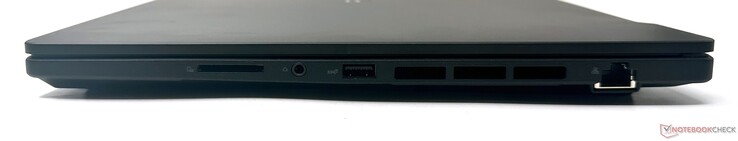 Certo: Leitor de cartões SD, conector de áudio combinado de 3,5 mm, USB 3.2 Gen2 Tipo A, 2,5 GbE RJ-45