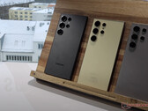 O Galaxy S24 Ultra melhora as câmeras do seu antecessor, mas ainda não consegue competir com muitos outros smartphones na sua faixa de preço. (Fonte da imagem: Notebookcheck)
