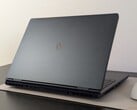 O Alienware 16 Aurora pode se parecer muito com o 16X Aurora, mas há várias diferenças importantes (Fonte da imagem: Notebookcheck)