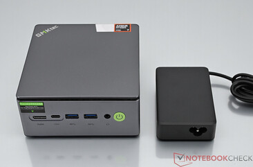 GMKtec NucBox M7 Ultra com fonte de alimentação (19 V; 6,32 A)