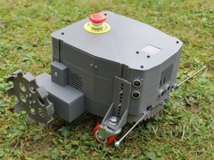 O Mowerino é um cortador de grama robotizado de bricolagem baseado na plataforma Arduino. (Fonte da imagem: salmec via Hackster)