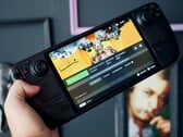 A Valve lançou o Steam Deck original em fevereiro de 2022 a um preço inicial de US$ 399.