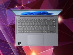O IdeaPad Slim 3x 14Q7X11 pesa 1,3 kg.