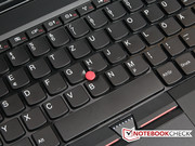 Todo ThinkPad deve ter um: o trackpoint vermelho.
