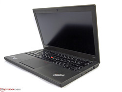 Profissional de escritório compacto: Lenovo ThinkPad X240