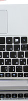 Teclado: Layout generoso e amplo deslocamento.