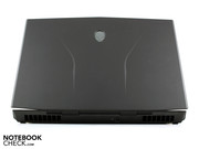 O colossal Alienware M17x R3 pesa 4,3 Kg.