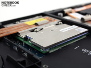 A Geforce GTX 460M, conectada à placa mãe via MXM, garantindo a habilidade de configurar os sistemas Alienware.