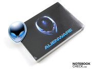Manual do usuário, adesivo Alien e este adaptador para SPDIF (conector ótico de áudio)