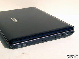 Asus N20A Right: optical drive, headphones (S/PDIF), microphone, USB2.0, Asus N20A Kensington Lock