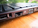 VGA e Ethernet (completamente abertos) soa mais empresarial.
