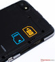 ...o armazenamento interno pode ser expandido mediante um cartão micro-SD.