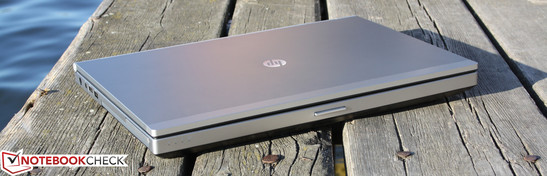 HP EliteBook 8460p LG744EA: Portátil Empresarial Duro demonstrando afogamento do CPU