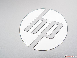 Macro do logotipo brilhante da HP.