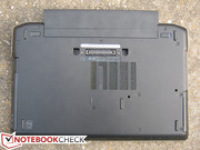 O lado inferior e o conector E-Dock